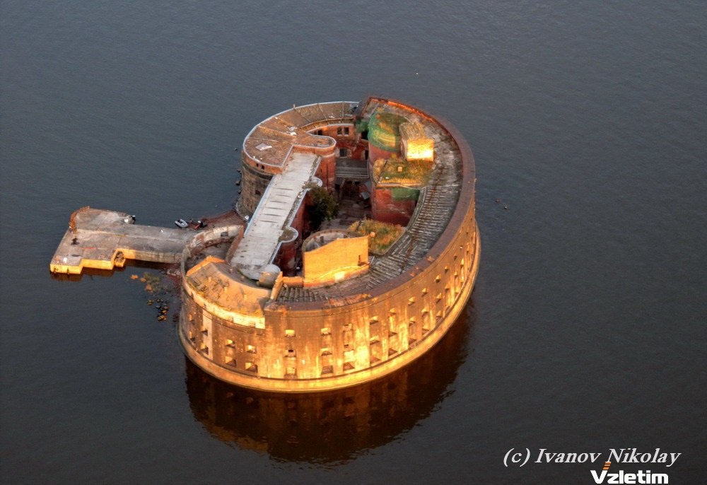 Романтический полет на самолете для двоих Экскурсия на самолете Санкт-Петербург